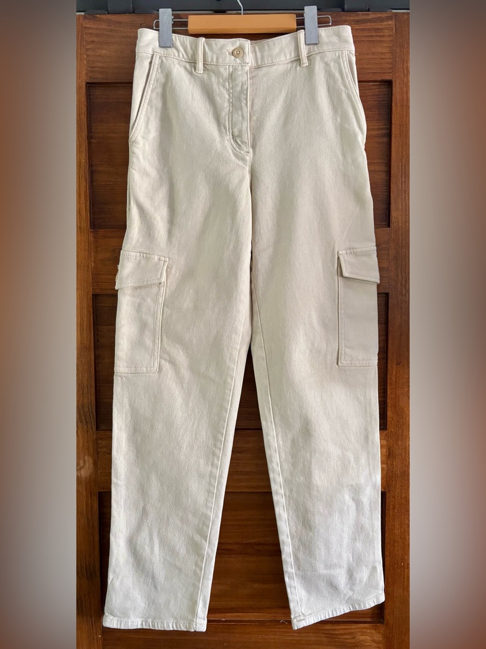 Aritzia Wilfred Free Straight Leg Pants in Off-White/Cream